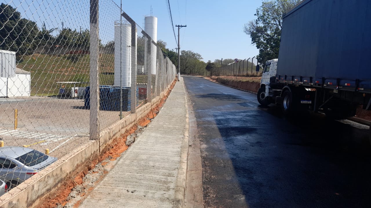 Guias e Sarjetas
