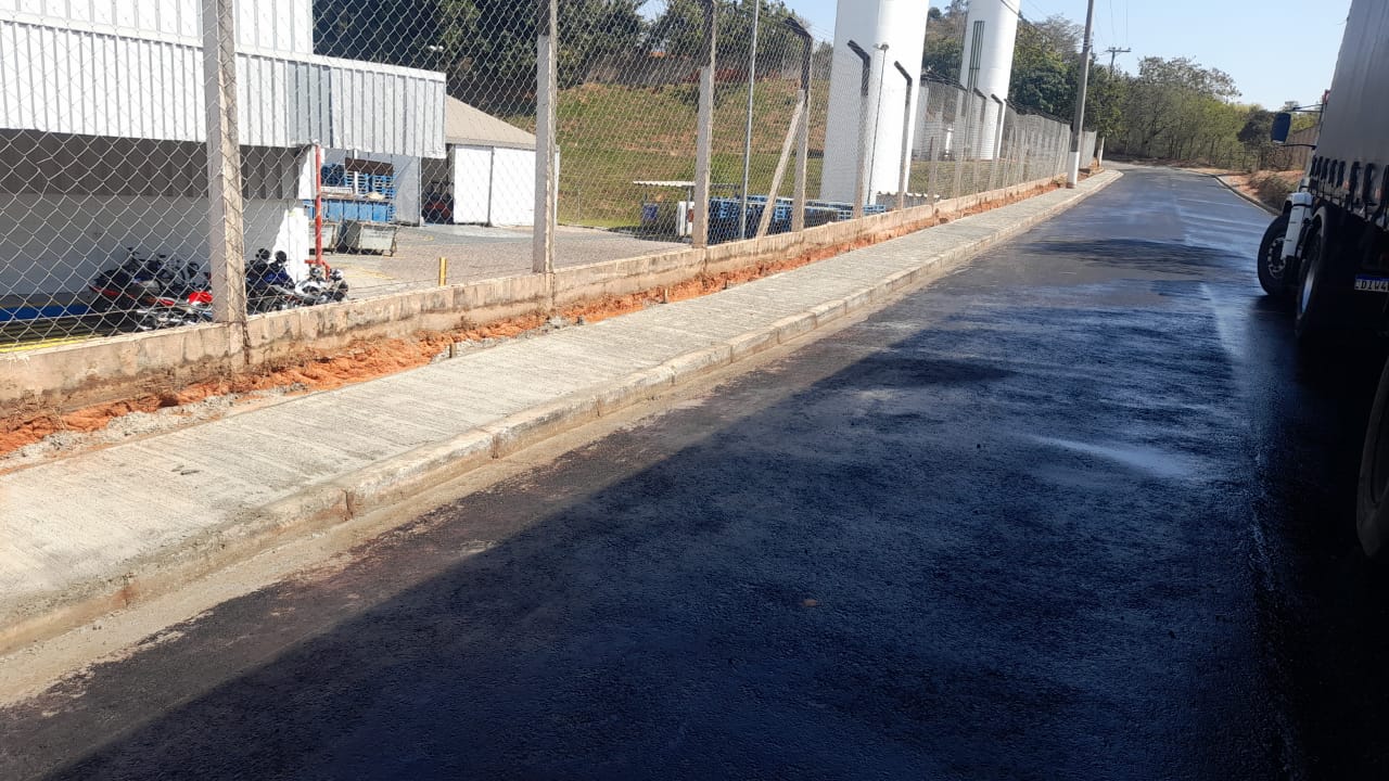 Guias e Sarjetas